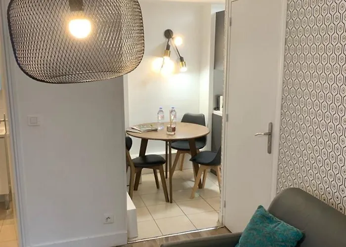 149 - Urban Cosy Flat In Paris